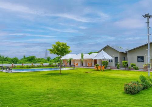 Rajpipla Resort | Unity Sunrise Resort Best Hotel Near Statue of Unity