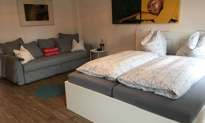 Ohningen Apartment | "Unterm Blauregen" - 2 Ferienwohnungen im alten Ortskern