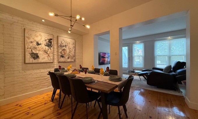 Maisonneuve Condo | Unwind in Style | 3BR Oasis Near Olympic Park