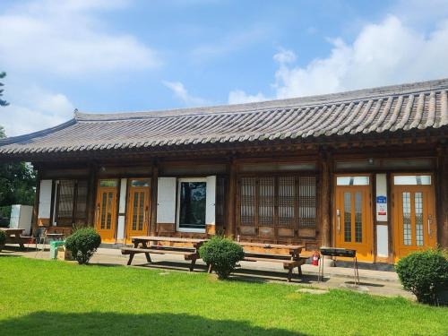 Gunseo House | Unyujae Hanok Pension