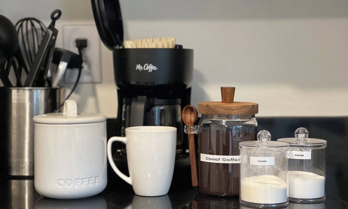 College Hill Apartment | UO-KingBd-AC-CouchBd-ComfyClean-Autzen-AmazonPark-GreatWalkBikeScore