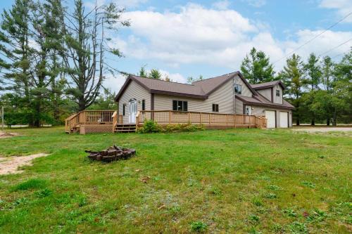 Gaylord House | Up North Getaway