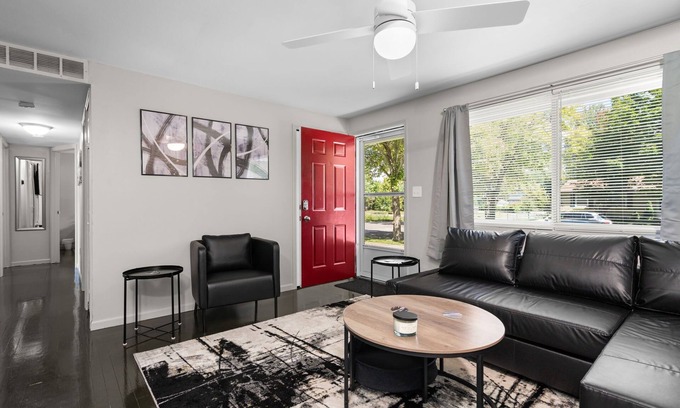 Bryant Pattengill East House | Updated & centrally located, 3-bedroom house with AC in charming Ann Arbor