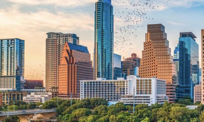 Allandale House | Updated *Cowboy Pool* Near Downtown & UT