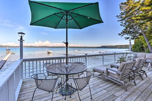 Glen Arbor House | Updated Glen Arbor Cottage on Lake Dock and Mooring