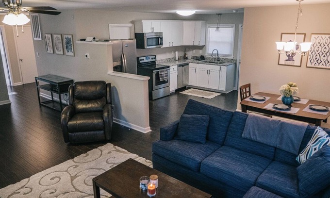 Charlotte House | Updated Home - Near Uptown/CLT Airport/South End