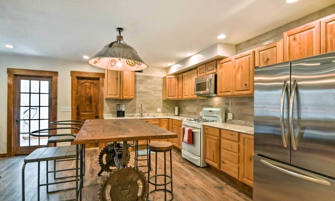 Salina Apartment | Updated Main St Apt. Near Fishlake & Capitol Reef!