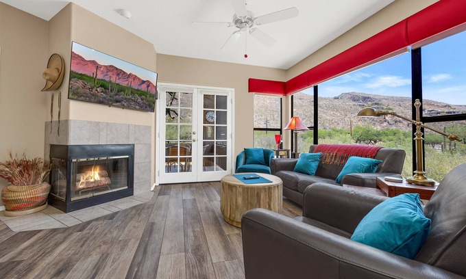 Tucson Condo | *Updated Tile!* View at Ventana 2 BR Condo/COM Pool/PATIO VIEWS!