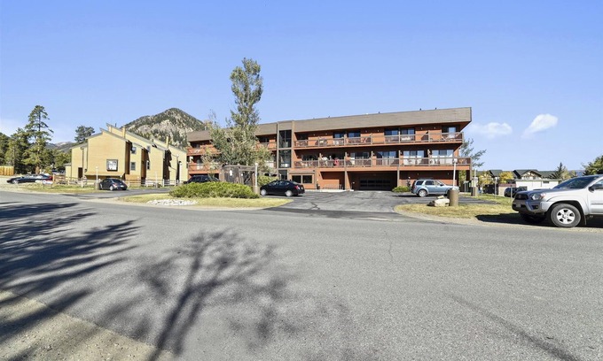Frisco Condo | Updated top floor Studio near Main Street, Frisco.