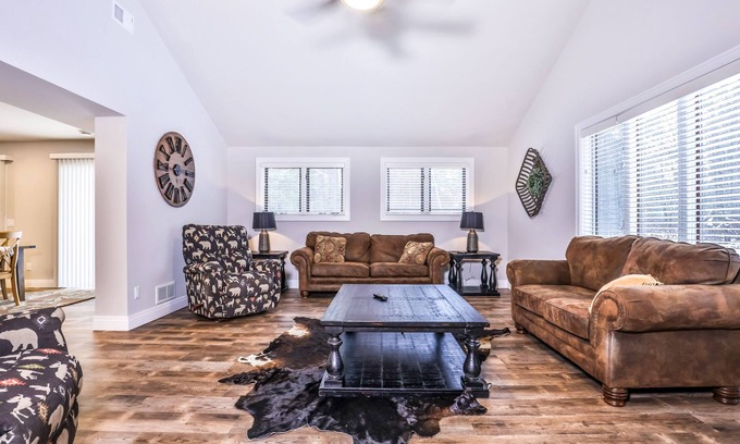 Manitowish Waters Cabin | Updated, tree-lined home on the snowmobile trail with gas fireplace & firepit