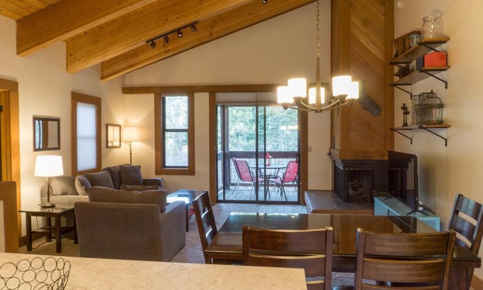 Truckee Apartment | Upgraded Northstar Condo – Aspen Grove Condo