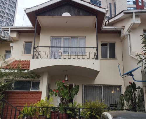 Nairobi Upper Hill Apartment | Upper Hill 3 Bedroom with car and driver