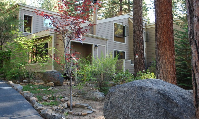 Incline Village Condo | Upscale 3 Bedroom 2 Bath Condo in Incline Village