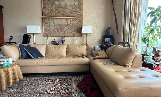 Park West Condo | Upscale 3-Brdm in Lincoln Park