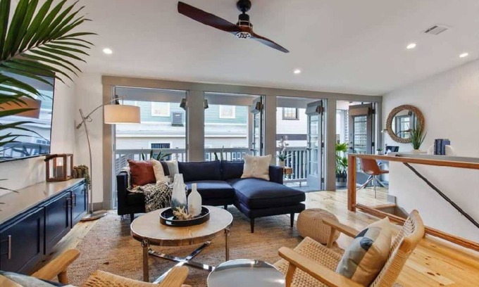 Beach Institute House | Upscale Carriage House with Pool | Near River St