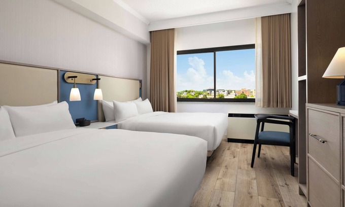White Plains Hotel | Upscale City Comfort in Prime White Plains Location | 4 Units