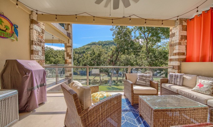 New Braunfels Condo | Upscale, gated with a pool, direct river access! Guadalupe Riverfront!