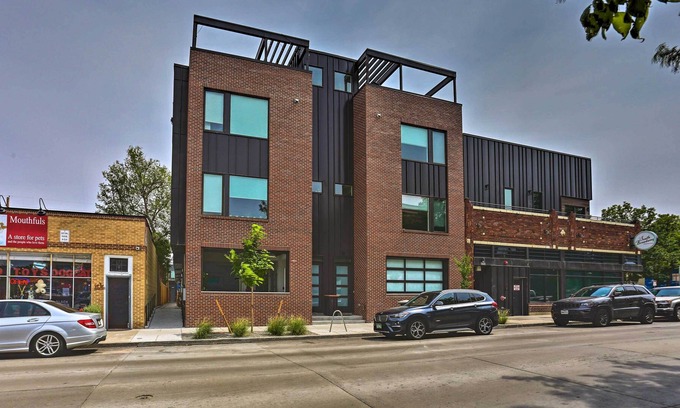 Berkeley Apartment | Upscale Studio on Vibrant Tennyson Street!