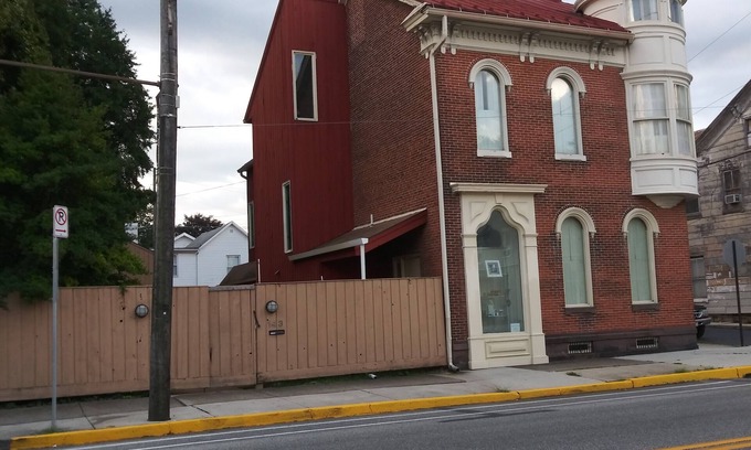 Mechanicsburg Apartment | Upscale WOW 1Bdrm Apt; Mechanicsburg; For 1-2 Guests