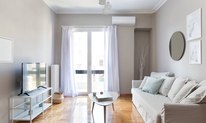 Pangrati Apartment | Urban Chic 1BD Apartment in Hilton district