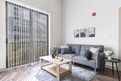 Five Points South House | Urban Chic meets Comfort 2BR with Pool