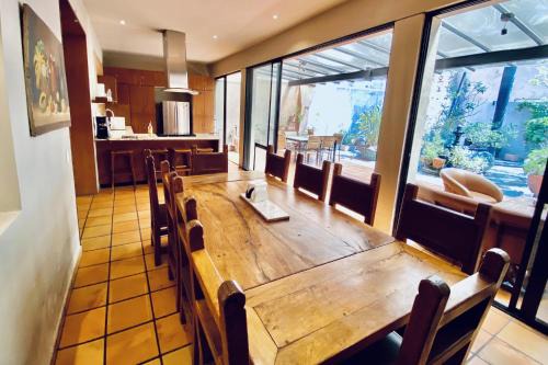Guadalajara House | Urban Hacienda downtown, tranquil, spacious, jacuzzi