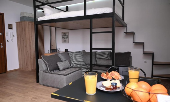 Kypseli Apartment | Urban Loft by Neuvel