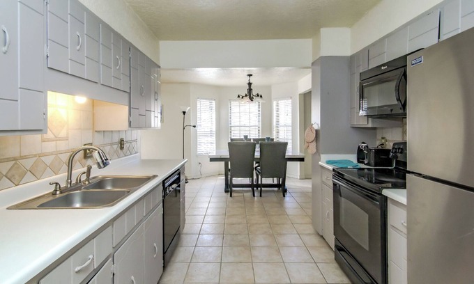 Northeast Heights House | Urban Oasis in Northern Albuquerque on a quiet street with pool and shaded patio