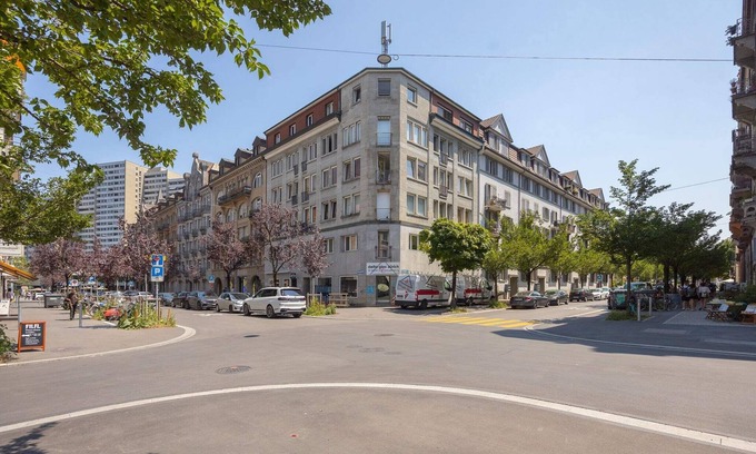 Sihlfeld Apartment | Urban Oasis with Queen Bed and City View (BE-39)