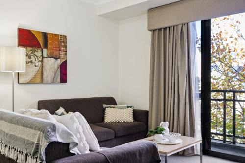 Northbridge Apartment | Urban Serenity 2 Bedroom Apt with Stunning Views