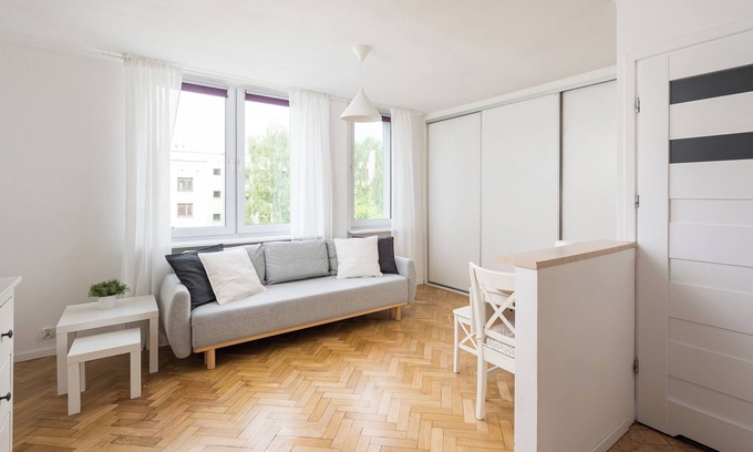 Ochota Apartment | Urbanistów Cosy Studio
