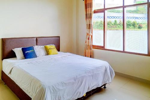Ciloto Hotel | Urbanview Resort Villa Andy Tour Cisarua Puncak