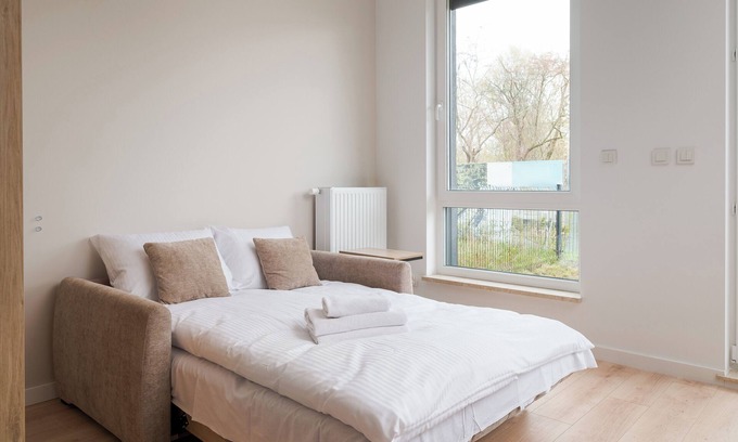 Warsaw Apartment | Ursynów Serenity Studio with Garden