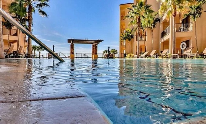 Sebring Condo | Utilities included beautiful condo with Sunset over the Lake