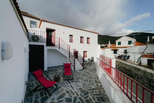 Bomfim House | Uva Douro Houses - Casa Santana