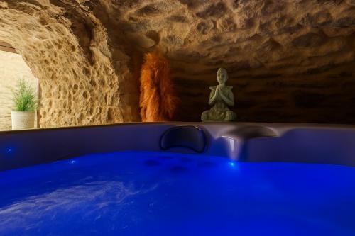 Fontareches Bed & Breakfast | UZES CÔTÉ VILLAGE - Chambre d'hôtes