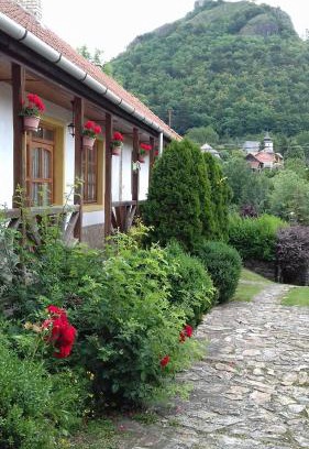 Fuzer House | Vár-Lak Vendégház