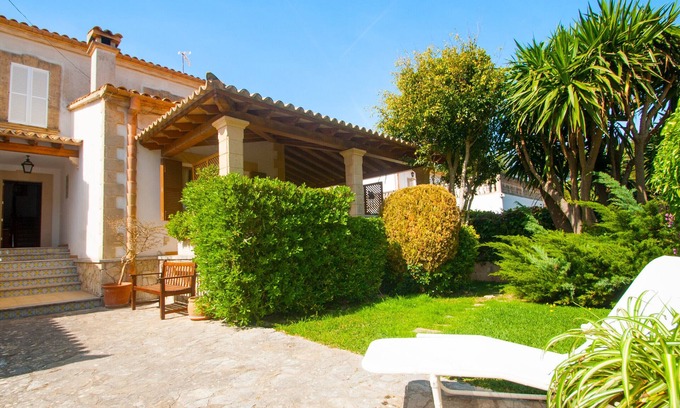 Mal Pas-Bon Aire Ski Chalet | V. Villa Camila next to Sant Pere Beach