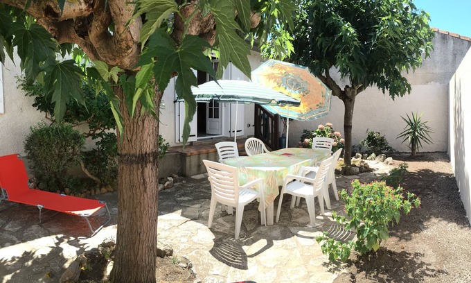 Vias House | V0303-villa de Plain Pied Tout Confort Avec Terrasse et Jardin