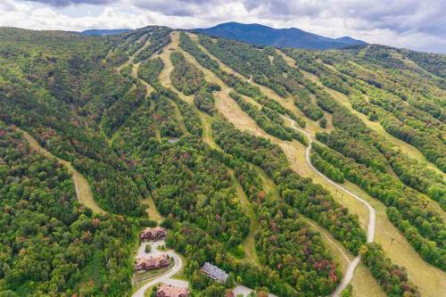 Bethlehem House | V3 Gorgeous Ski-In Mountain View Townhouse with Amazing views in Bretton Woods