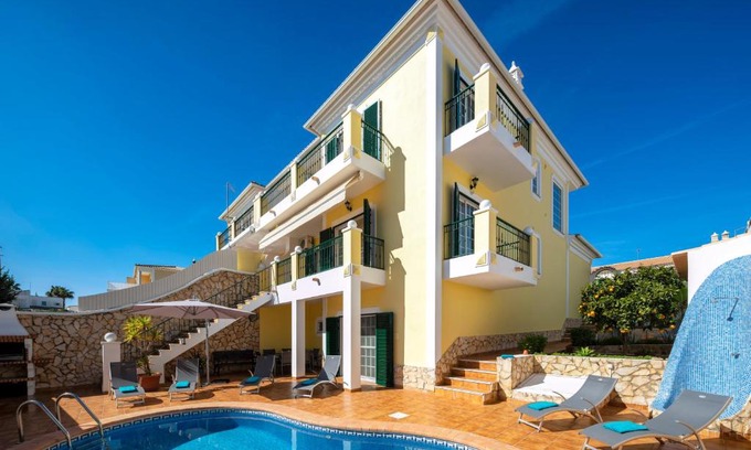 Pera Villa | V4 Villa Pera 4 quartos com piscina privada