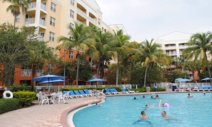 Weston Resort | Vaca and Relax!