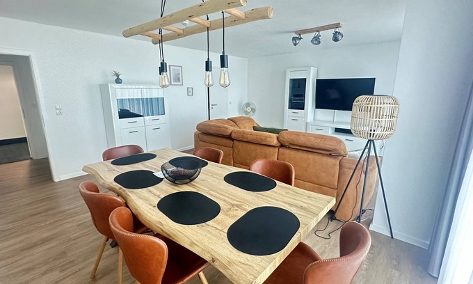 Neustadt-Haardt Apartment | Vacation apartment with panoramic views in a central location