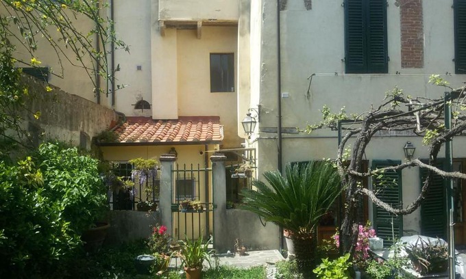Pisa City Centre Apartment | Vacantara