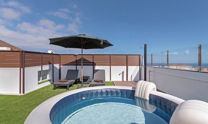Aguimes Apartment | Vacation Apartment 'Unidad B' with Sea View, Wi-Fi and Air Conditioning