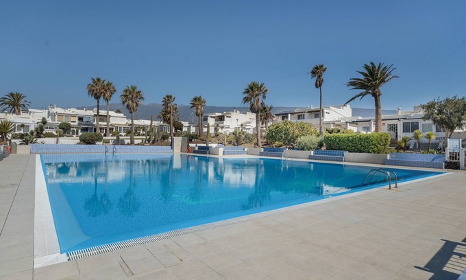 Arico Apartment | Vacation 'Agua Y Sol I' with Sea View, Shared Pool and Wi-Fi