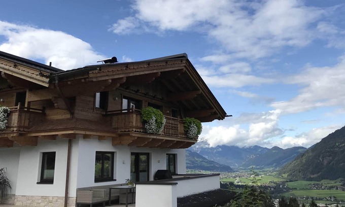 Aschau Im Zillertal Apartment | Vacation apartment Christian Aschau 2-6 pers.