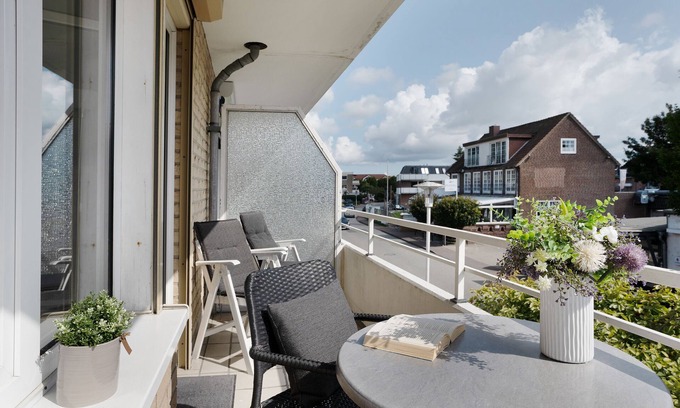 Groemitz Apartment | Vacation apartment 6 with balcony at Wicheldorfstraße 34 in Grömitz