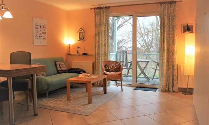 Oertzenhof Apartment | Vacation apartment "Blümchen" on Poel