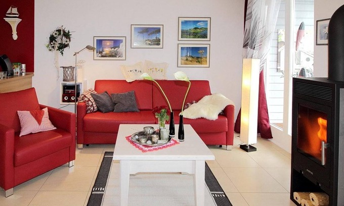 Glowe House | Vacation apartment for two with infrared sauna, wood-burning stove and beautiful south-facing terrace!